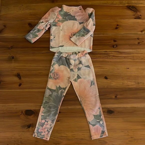 Girls Chaser Matching Set Sz. 4/5 - Picture 1 of 5